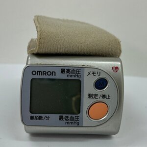 OMRON　デジタル自動血圧計　HEM-632　手首式中古