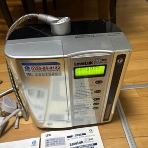 LEVELUK SD501 レベラック SD501 アルカリイオン整水器 浄水器 電解還元水生成器。通電確認