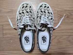 送料無料 VANS MOONEYES バンズ ムーンアイズ スニーカー ホワイト×ブラック 25.5cm メンズ MOON Equipped コラボ 靴 白 黒 メンズ 