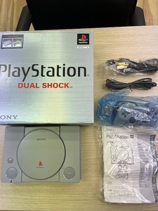 ♪♪#10471 PlayStation 本体 コントローラー付き 起動未確認♪♪