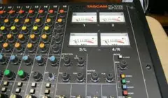 TASCAM M216 16チャンネルアナログミキサー