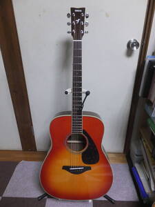 YAMAHA FG830