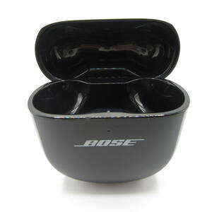 T2362☆ボーズ BOSE ワイヤレスイヤホン QuietComfort Ultra Earbuds 充電ケースのみ (441408) ブラック 充電確認済み 中古品