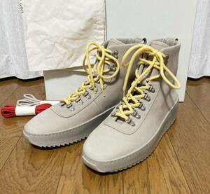 美品☆[FEAR OF GOD] 5th COLLECTION HIKING SNEAKER ハイカット ハイキングスニーカー 41 ベージュ イタリア製 フィアオブゴッド