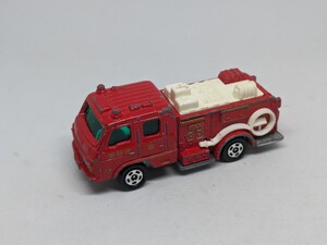 トミカ No．110 日産 ディーゼル ポンプ 消防車 ミニカー FIRE CONDOR UD