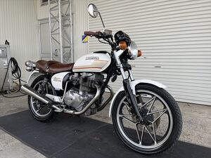 激レア【輸入新規.予備車検取得】CB400(CB400BR)/CB400T白仕様.6速エンジン.シックススターキャストホイール.サンパチテール/BR001-12-340T