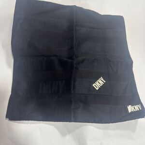 DKNYダナキャランハンカチ 57cm 綿100% シャドーライン透かし　川辺(株) 黒