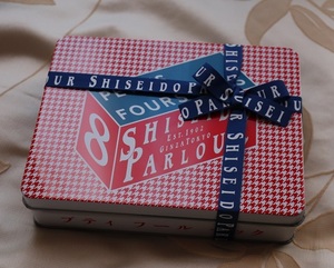 人気商品！資生堂 パーラー SHISEIDO 缶入り焼き菓子　プティ フール セック グラン 55個入り　クッキー詰め合わせ 25年2月9日