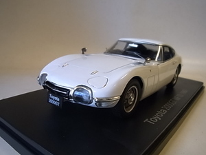 トヨタ2000GT MF10(1967) ・1/24　ミニカー