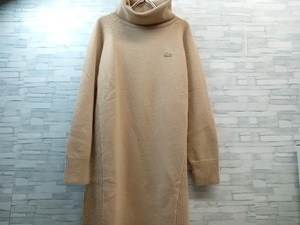 美品 未使用品 LACOSTE/ラコステ/EF955EL/ミドルゲージタートルネックニットドレス/ニットワンピース/ベージュ/新品タグ付き/サイズ38