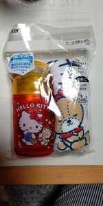 HELLO KITTY ケース付きおしぼりセット クッキー サンリオ 日本製 キティ 32×30.5cm 赤×クリアイエロー 新品・未開封・即決 