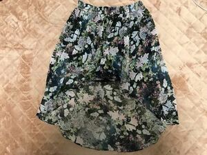 ZARA WOMA ザラウーマン 花柄フリル ミニスカート アシンメトリー 花柄スカート フレアスカート