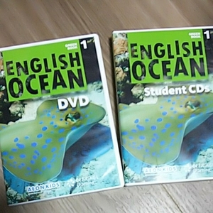 AEON KIDS イーオンキッズ★英会話教室教材ＣＤ＆ＤＶＤ☆ENGLISH OCEAN GREEN BOOK１／小学生3-4年生クラス2017/Student CDs ＆ DVD