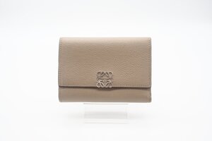 ☆安心の３大保証☆ ABランク ≪LOEWE ロエベ/三つ折り財布≫ C821TR2X02 アナグラム トライフォールド ペブルグレインカーフ サンド 美品