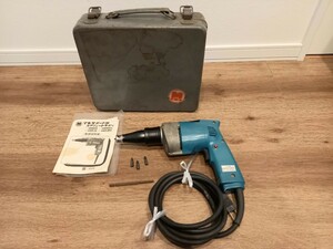 makita マキタ ボード用スクリュードライバ モデル 6801DBV 電動ドリル 電動工具 DIY工具 日曜大工 動作確認済み 中古 k137