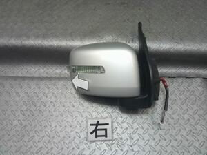 日産（NISSAN）※同梱不可※NV100クリッパーリオ DR17W 右サイドミラー 右ドアミラー カラー Z2S 品番 96301-4A58B