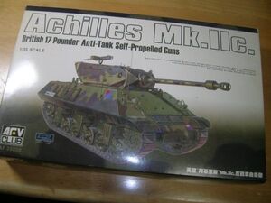 YHC4 【未組立】 AFV CLUB 1/35 Achilles Mk.IIc. British 17 Pounder Anti-Tank Self-Propelled Guns