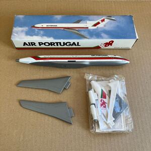 ■FLIGHT MINIATURES 1/200 TAP ポルトガル航空 B727-200 スナップフィットモデル【中古品】■AIR PORTUGAL