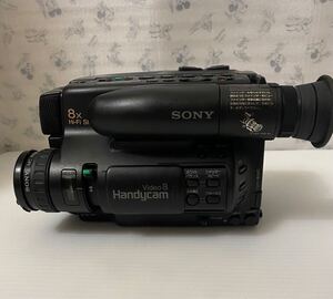 SONY　ビデオカメラ　CCD-TR75