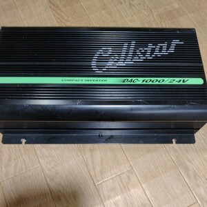 CELLSTAR コンパクトインバーター　DAC-1000/24V 