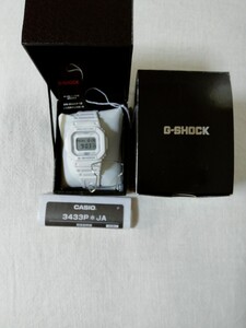 CASIO　G-SHOCK　カシオ　ジーショック DW-D5600P-7JF　送料無料　 G-SHOCK