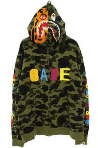 アベイシングエイプ A BATHING APE レディメイド サイズ:3XL カラーカモシャークフルジップロゴプリントパーカー 中古 FK04