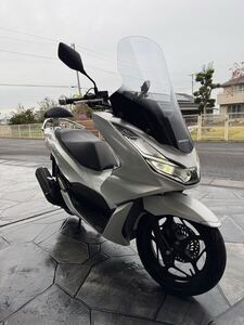 ホンダ　現行　JK05 PCX 125 オプション多数　距離浅　通勤・通学に