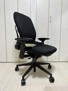 steelcase スチールケース リープチェア V2  黒 オフィスチェア