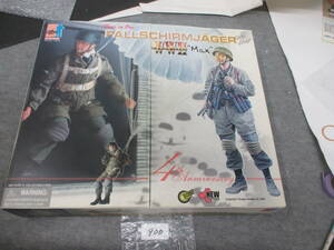 900　　DRAGON 1/6 Figure WWII MAX CRETE German Fallschirmjager 4in1 4TH ANNIVERSARY　　　　　　