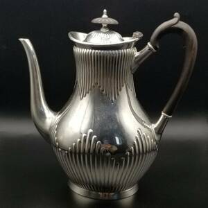 1897年 英国 アンティーク ヴィクトリア Elkington & Co. シルバーメッキ ティーポット 銀メッキ 紅茶 デコラティブ 彫金 フルーティング