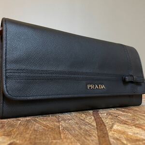 1円 PRADA 美品 プラダ ラウンドファスナー 財布 男女 ■レザー　サフィアーノレザー　黒　ブラック　 小銭入れ 有り　二つ折り