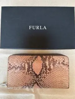 FURLA スネークスキン 長財布　フルラ