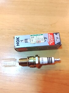 @861 新品 NGK スパークプラグ　プラチナプラグ B8EVX 1本 廃番 現品のみ ターミナルナット着脱不可　送料180円～ 