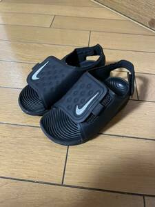 NIKE(ナイキ)SUNRAY ADJUST 5(サンレイアジャスト)ジュニアサンダル