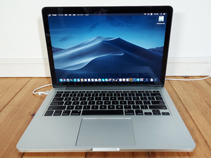 上位モデル／MacBook Pro Retina 13／A1502／i5　2.6GHz／　SSD 512GB／10.14＆CS6他／すぐに使えます。