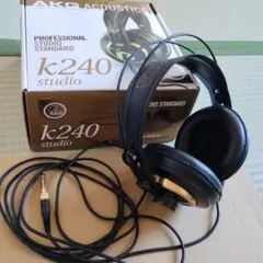 AKG K240 studio