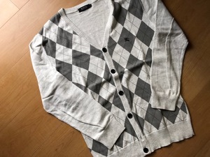 レア 美品 BURBERRY BLACK LABEL バーバリーブラックレーベル 薄手 白 灰 ホワイト グレー カーディガン アーガイル 綿100％ サイズ 2 M