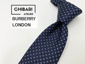 【新古品】BURBERRY LONDON　バーバリーロンドン　ロゴ＆ドット柄 ネクタイ 3本以上 送料無料 メンズ ネイビー　0202043