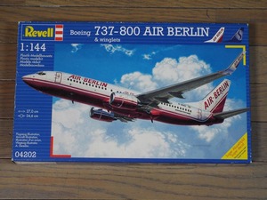 送料無料！レベル1/144　ボーイング737-800エアベルリン / Sobelair航空　# 04202