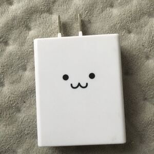 エレコム／ELECOM 　スマホ充電器　ACアダプターUSB ADP27-012 ELECOM 中古品 送料230円