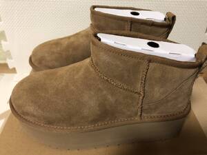 新品未使用品　2024 UGG CLASSIC ULTRA Mini Platform レディース 24cm 