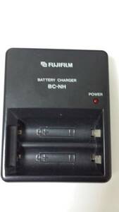 FUJIFILMニッカドバッテリーチャージャーBC-NH動作品