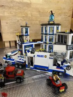 LEGO ポリス　ステーション＋α