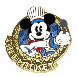 USED Disney ディズニー CHEF MICKEY シェフミッキー バッジ ピンバッジ AMBASSADOR アンバサダー ホテル ゴールド アクセサリー 小物