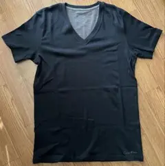 Calvin Klein VネックTシャツ 黒