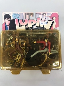 #FG103中古フィギュア【モンキー・パンチ　LUPIN THE 3RD　ルパン三世（ルパン＆銭形警部）2体セット】