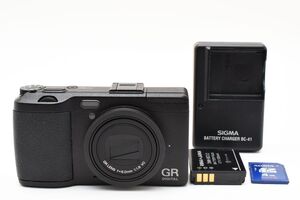 【大人気】 RICOH リコー GR DIGITAL III 3 コンパクト デジタルカメラ コンデジ #1105