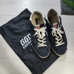 【雷市場（ポンジャン）商品韓国直送】 GOLDEN GOOSE(ゴールデングース) スーパースター ネイビー スニーカーズ 40