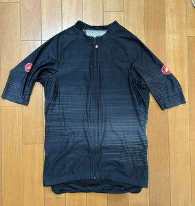 カステリ　サイクル　ジャージ　AERO RACE 6.0 JERSEY 黒　サイズM 一回使用　です。