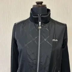 FILA ブラック ジップアップジャケット　レディース　やや薄手　ブラック